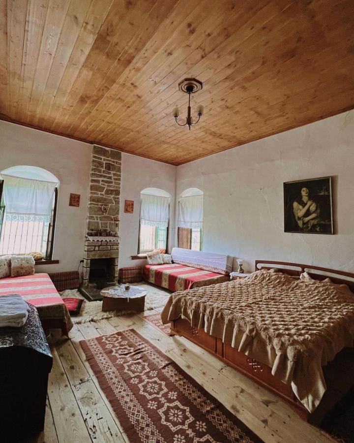 Traditional Guesthouse Përmet Exterior foto